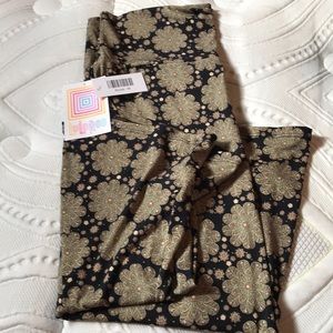 LuLaroe Azure Skirt, new with tags